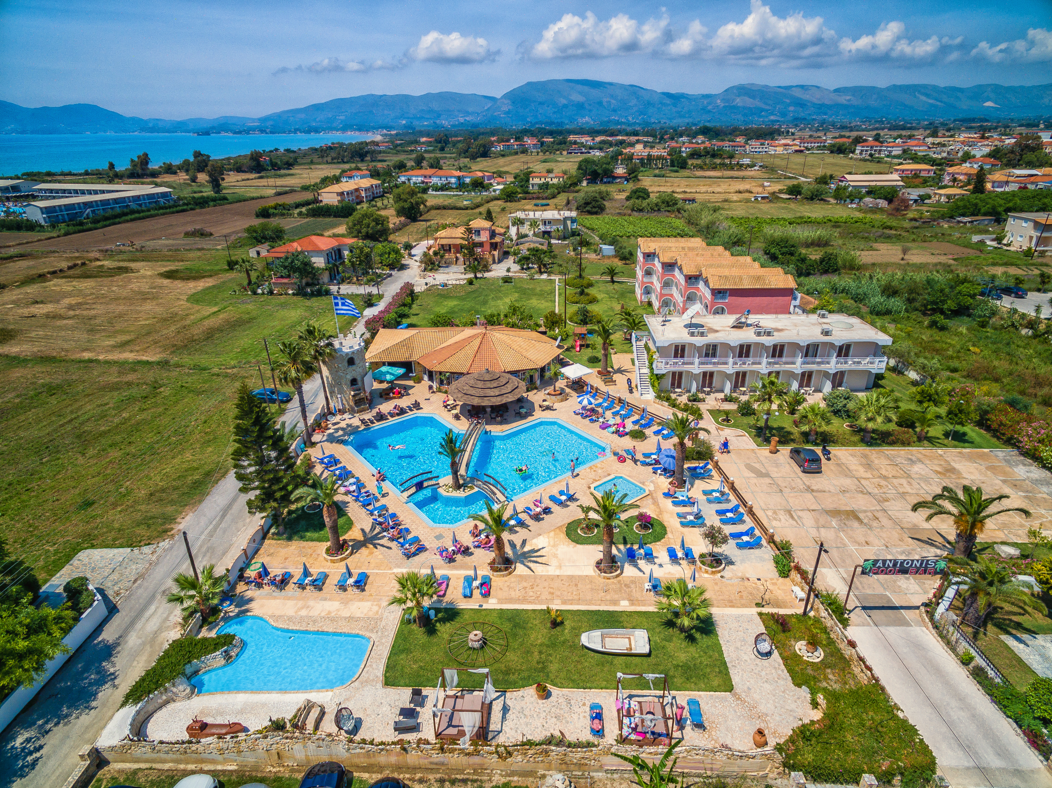 

Lamezia Terme - Lithakia - Antonis Apartments Pool Bar