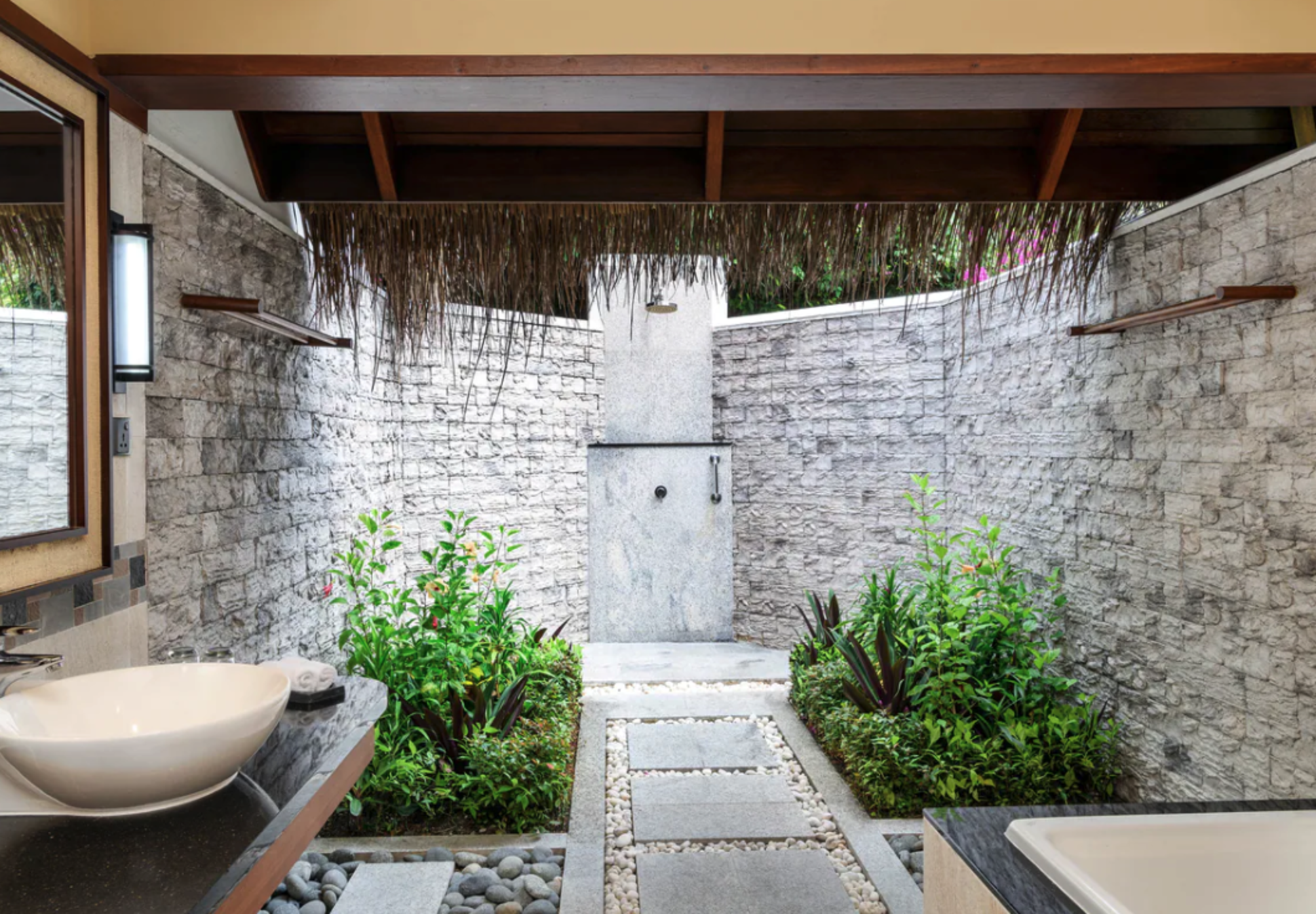 

Milano - Isola di Furanafushi - Sheraton Maldives Full Moon Resort & Spa - Free Transfers