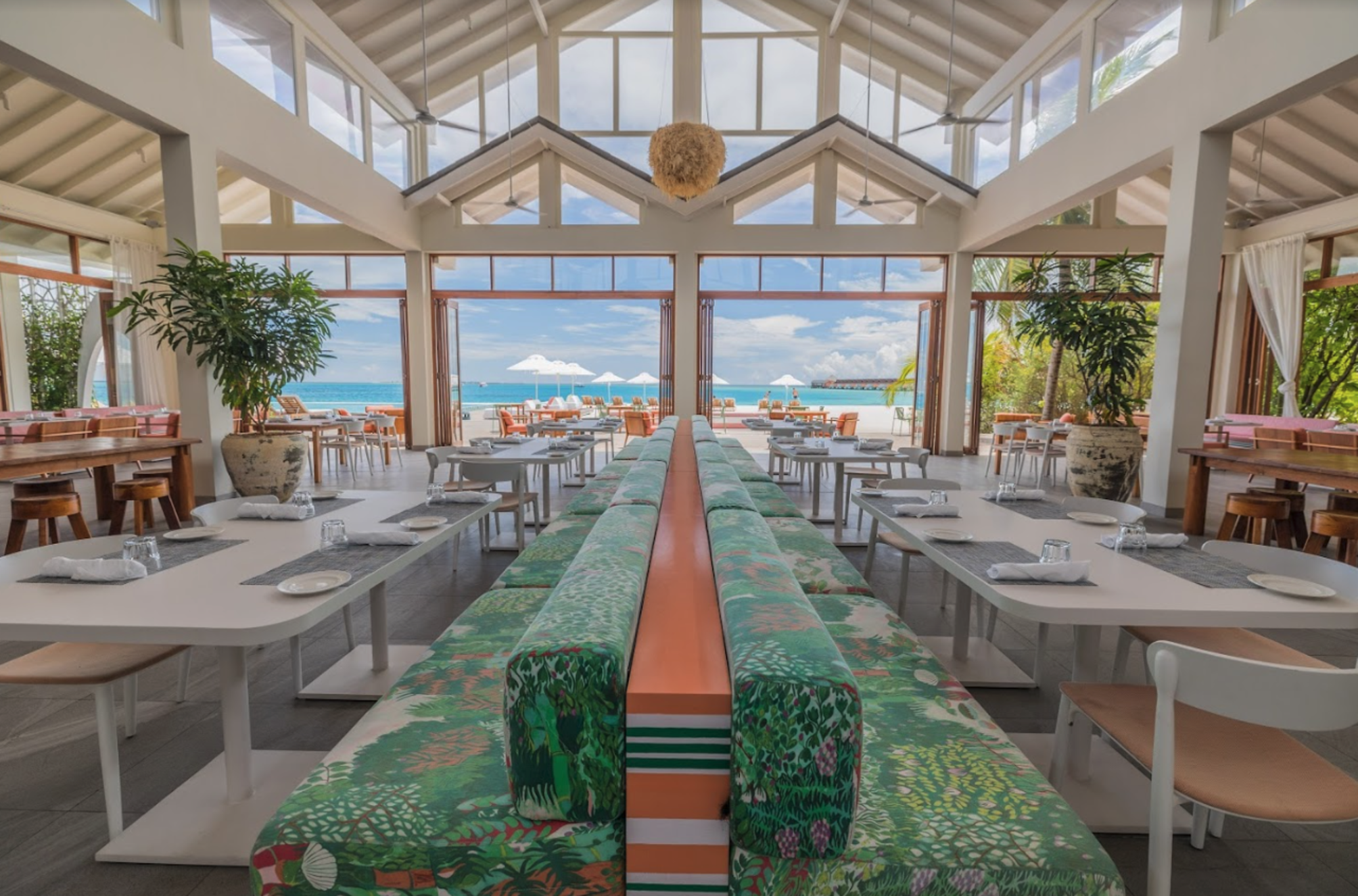 

Milano - Atollo di Raa - The Standard, Huruvalhi Maldives