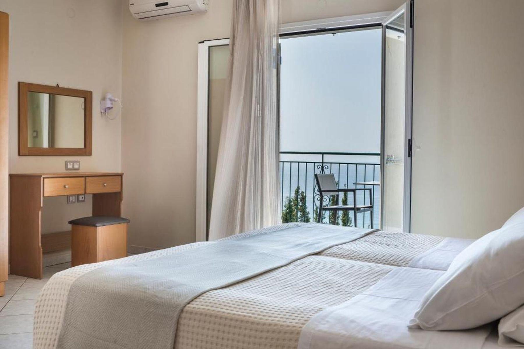 

Pisa - Svoronata - Antonia Hotel