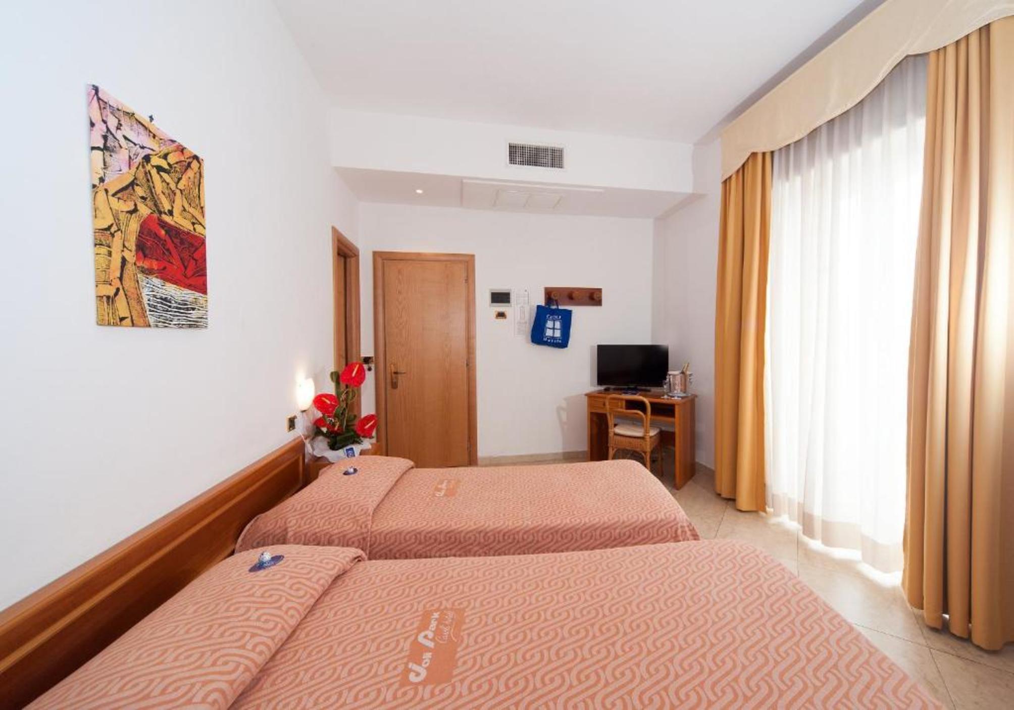 

Genova - Gallipoli - Joli Park Hotel - Caroli Hotels