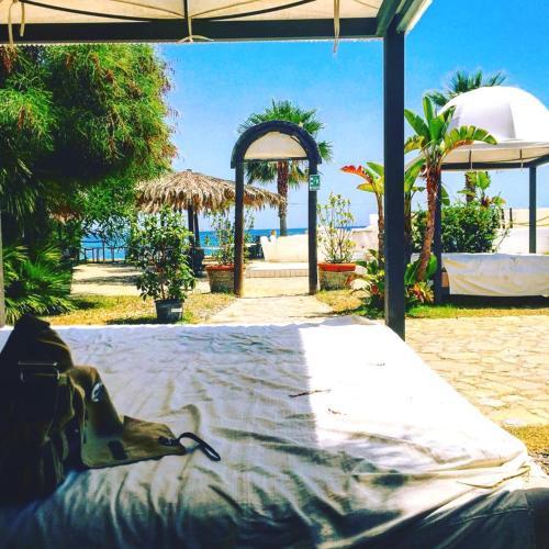 

Milano - Crotone - Hotel Lido degli Scogli