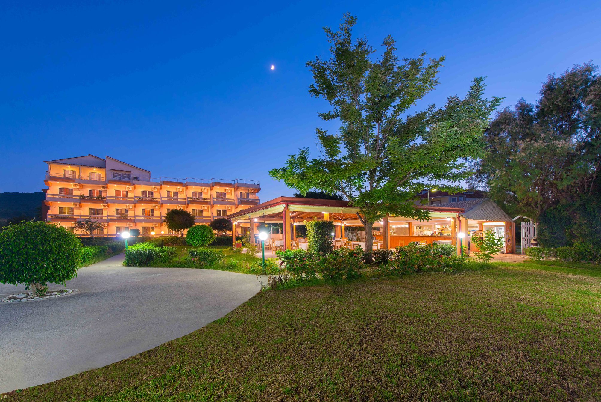 

Milano - Kremasti - Bayside Hotel Katsaras