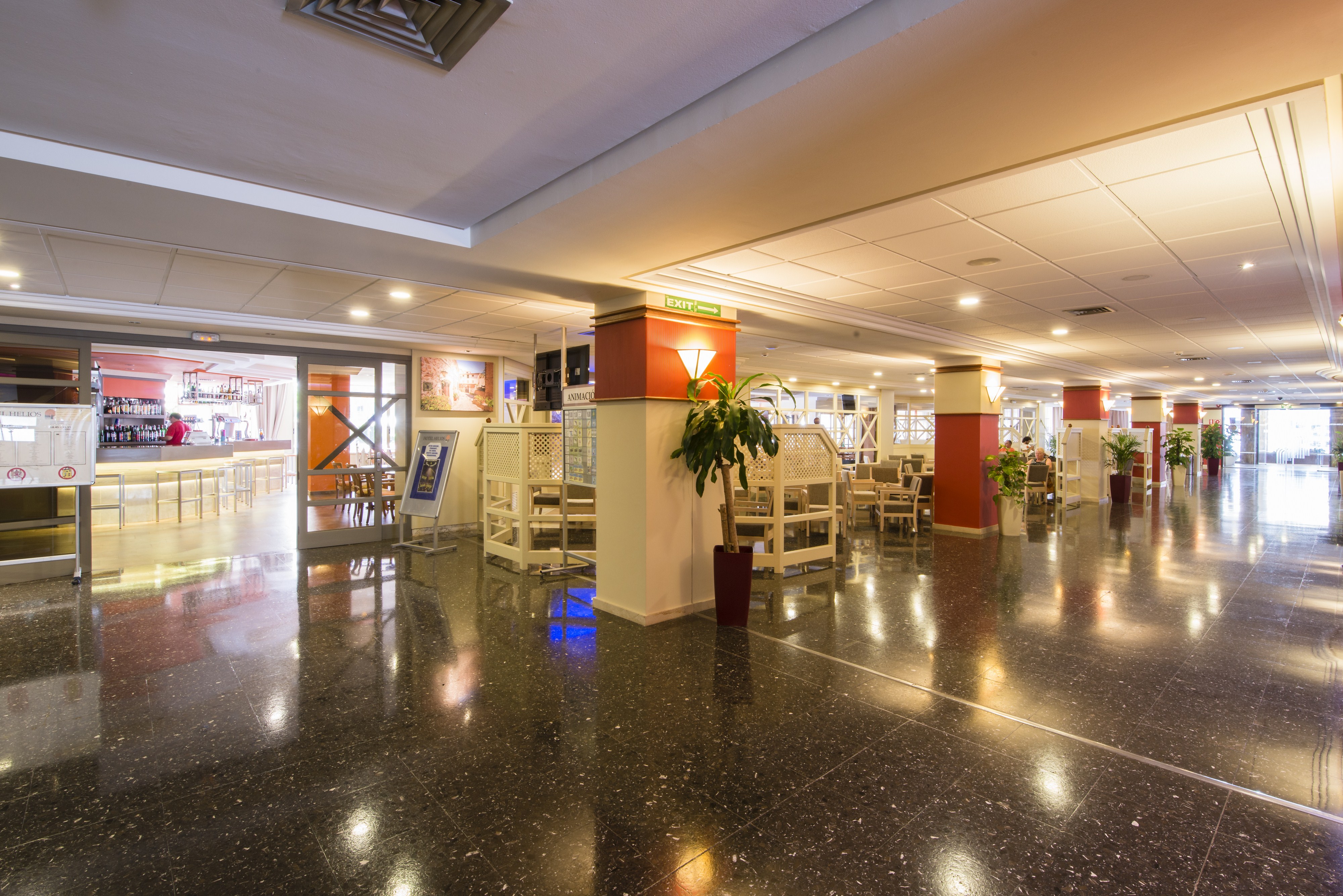 

Napoli - Cala Blava - Helios Hotel