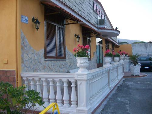 

Milano - Pompei - Hotel Il Quadrifoglio