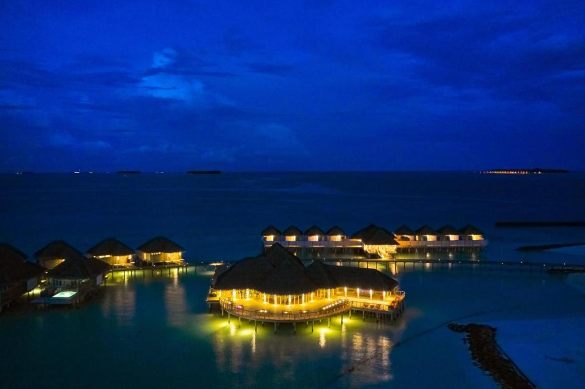 

Roma - Atollo di Dhaalu - Sun Siyam Iru Veli Maldives
