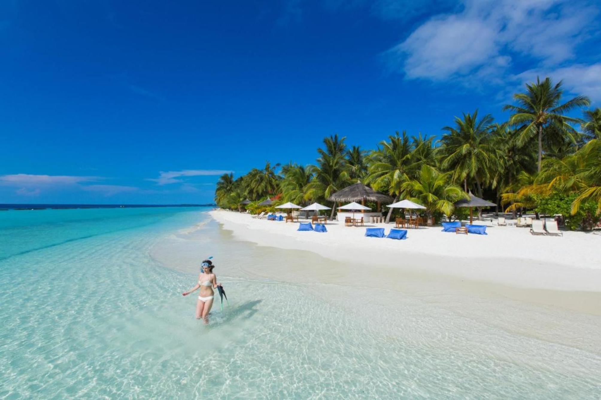 

Cagliari - Male - Kurumba Maldives