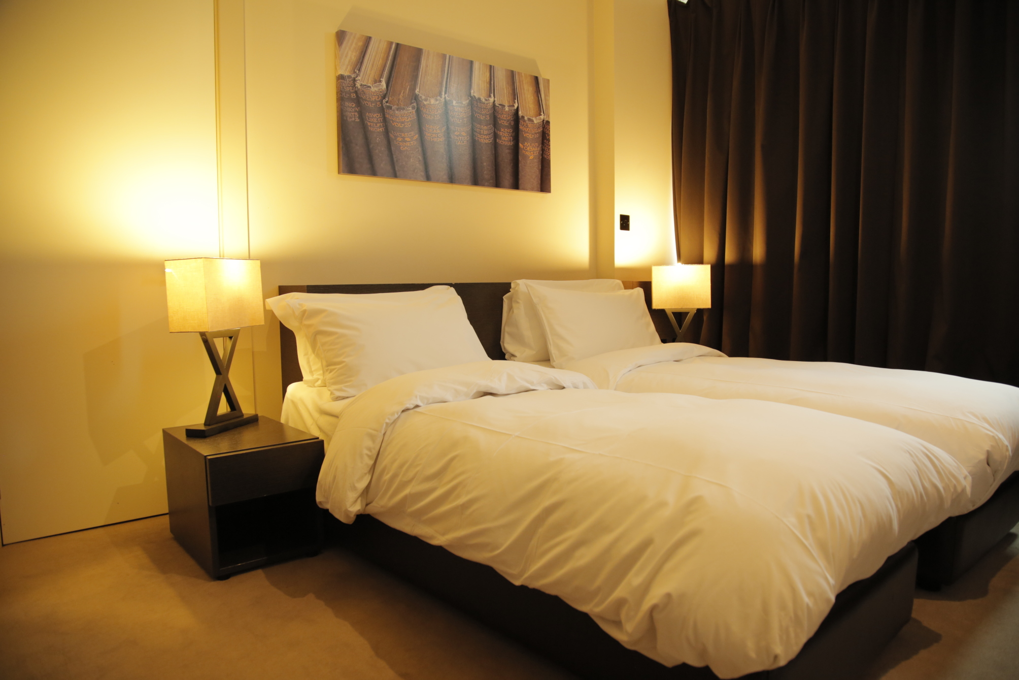 

Bari - Hounslow - Hotel Xanadu