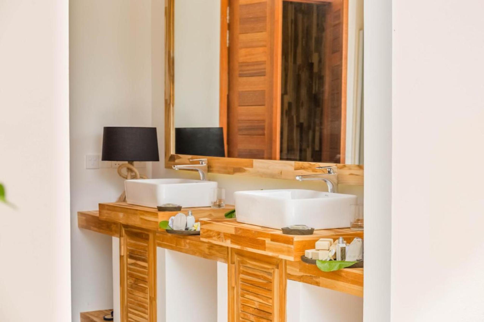 

Venezia - Meedhupparu - Kudafushi Resort & Spa - Soft All-Inclusive