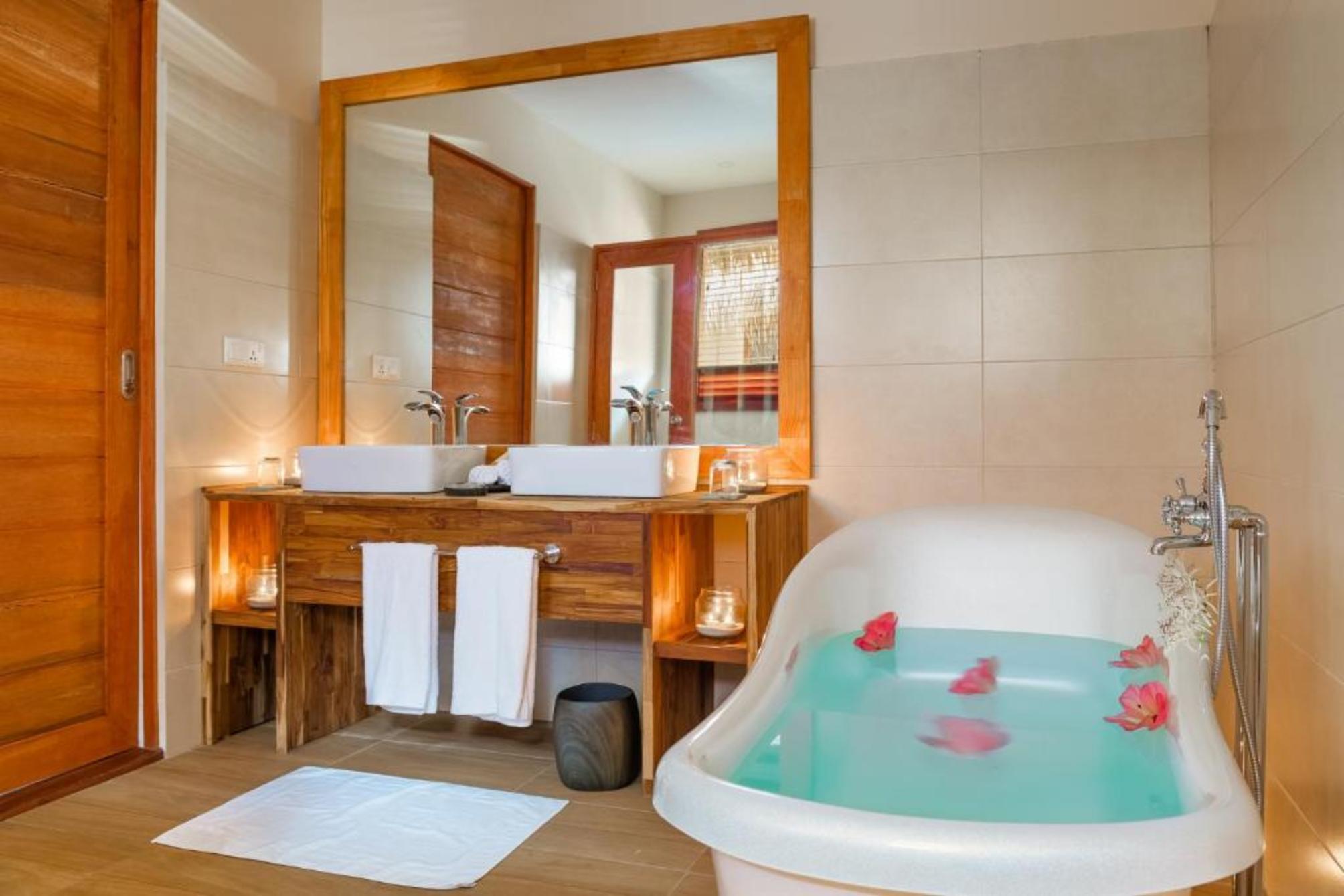 

Milano - Atollo di Raa - Kudafushi Resort & Spa - Soft All-Inclusive