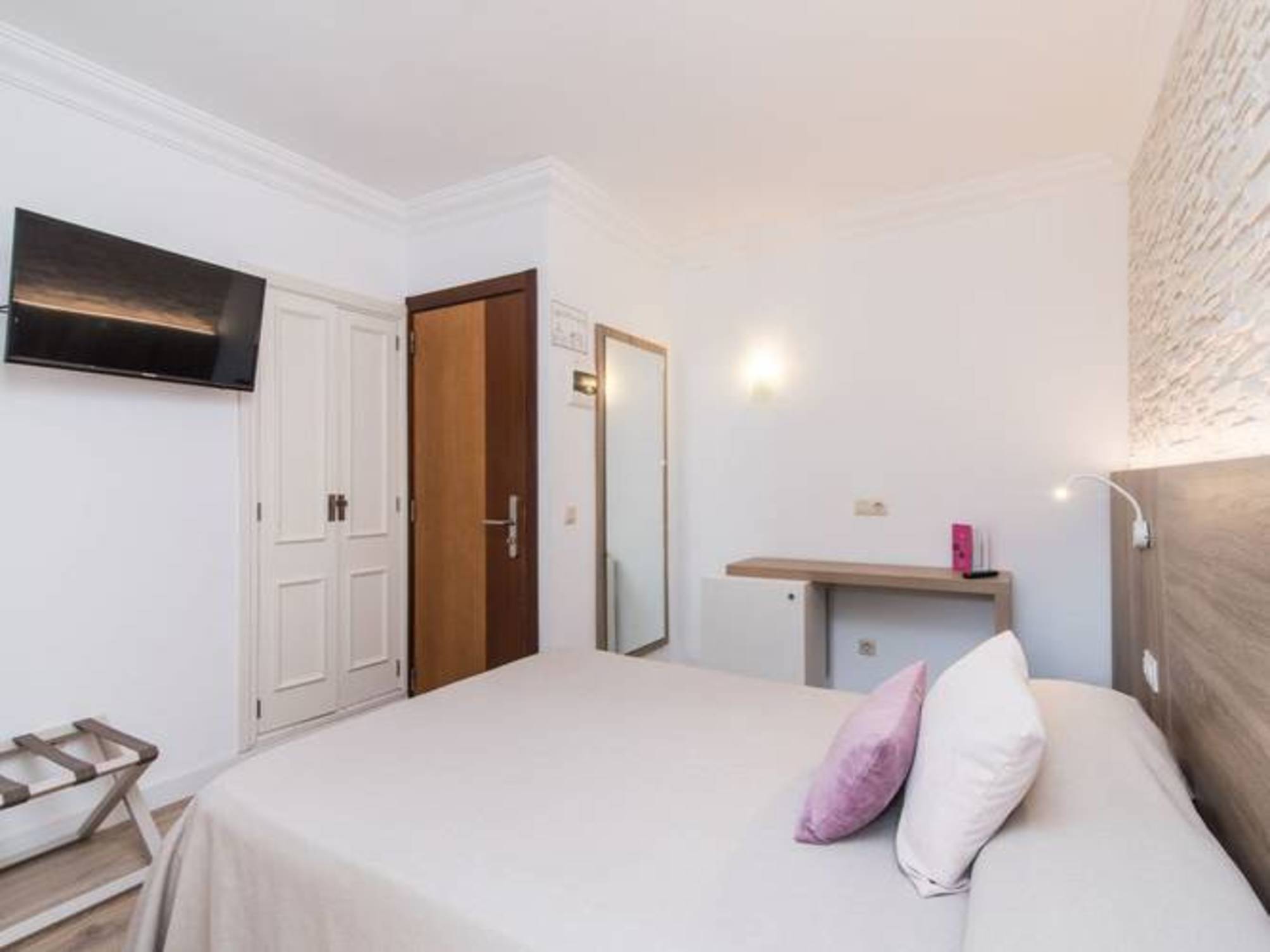 

Torino - Arta - Hotel Na Taconera