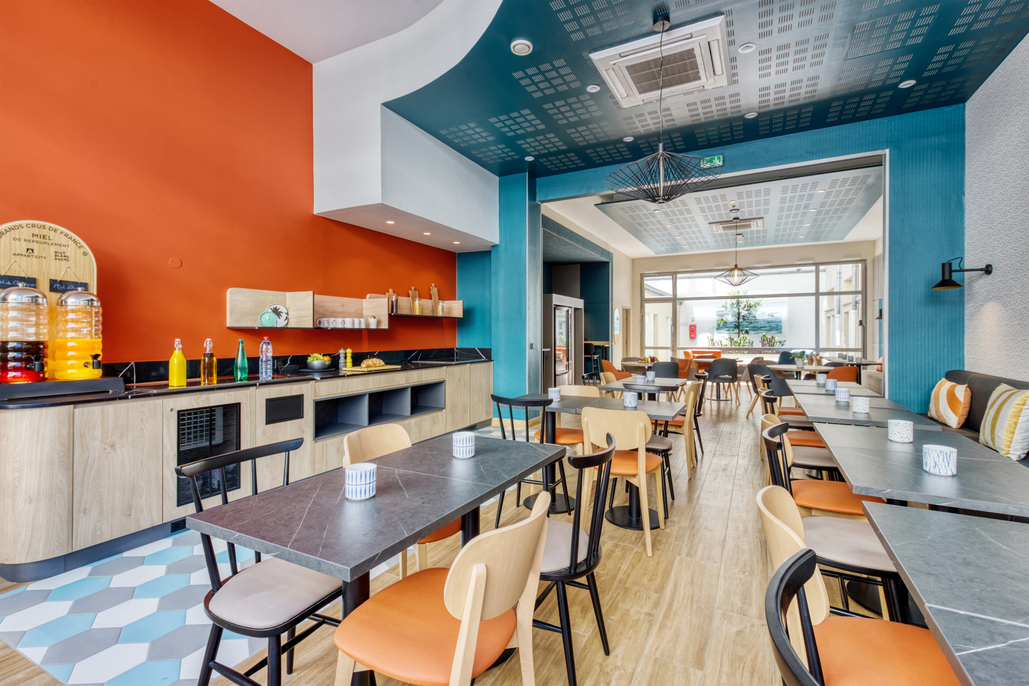 

Lamezia Terme - Clichy - APPART'CITY CONFORT PARIS CLICHY - MAIRIE