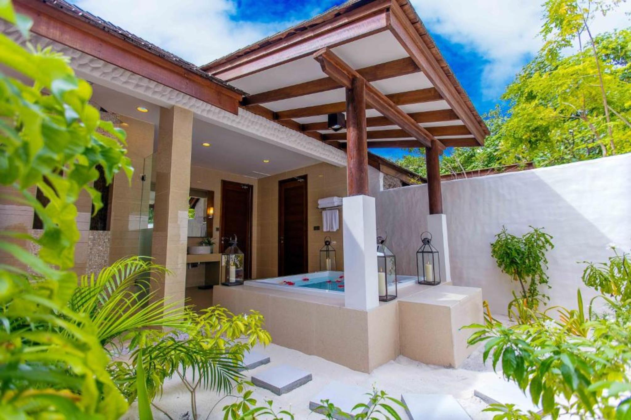

Catania - Atollo di Haa Alif - Hideaway Beach Resort & Spa Maldives
