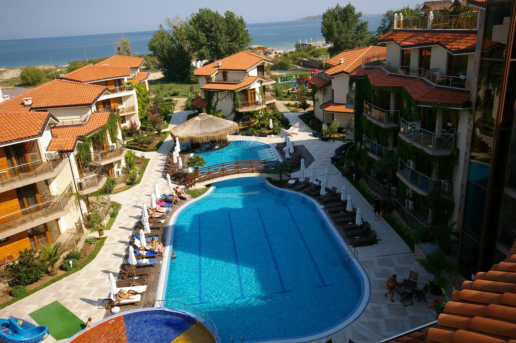 

Milano - Duni - Laguna Beach Resort & Spa