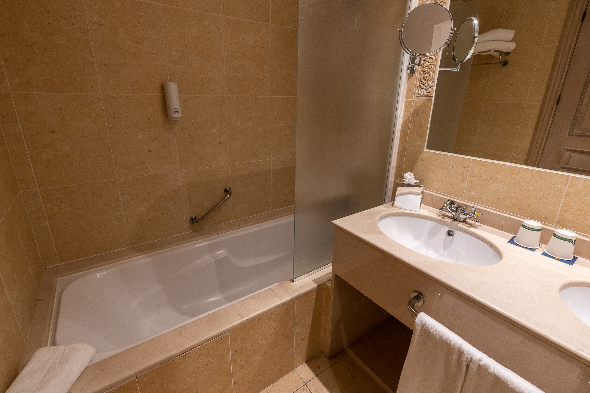 

Ancona - Estepona - Globales Paraiso Beach Hotel