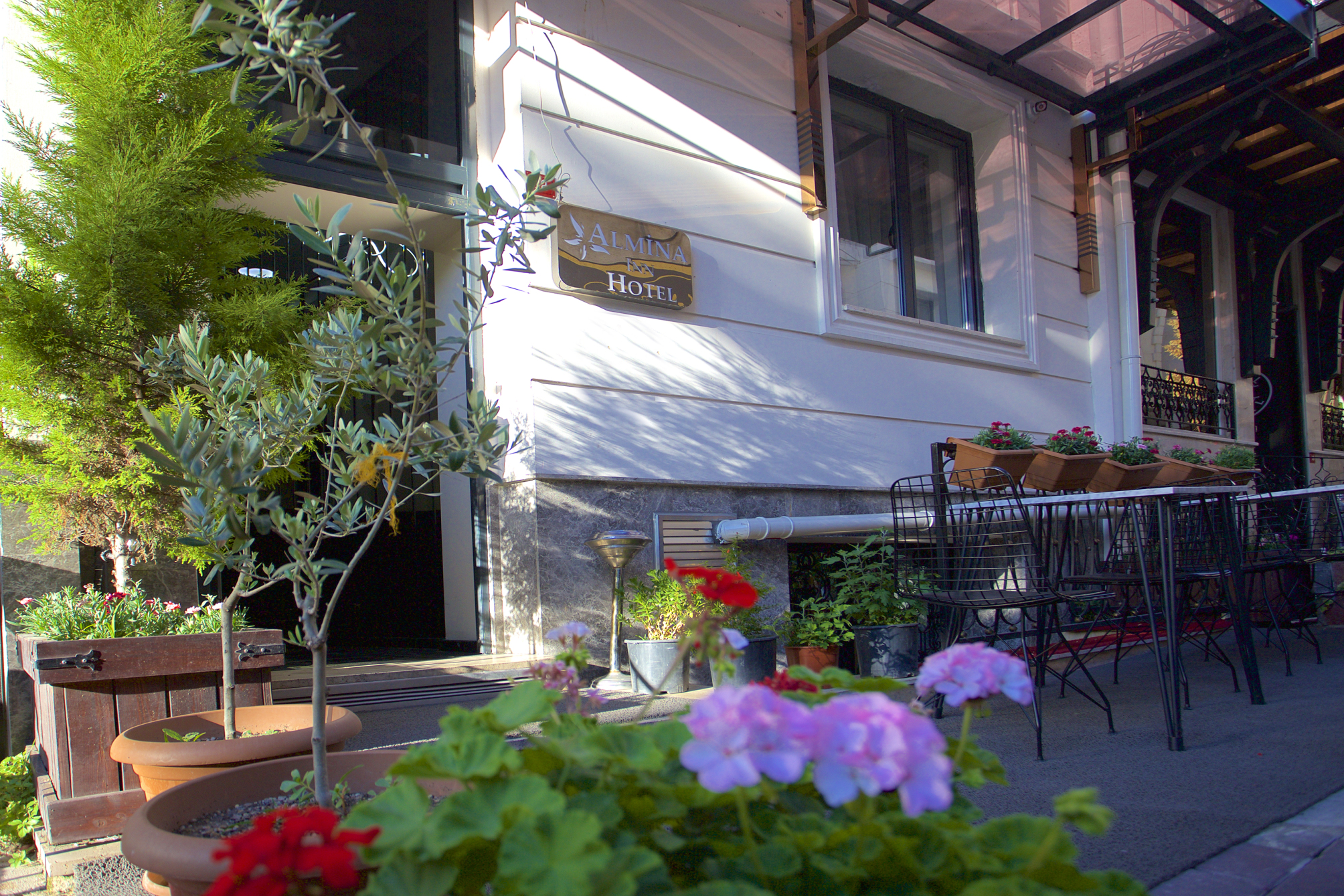 

Lamezia Terme - Istanbul - Almina Inn Hotel