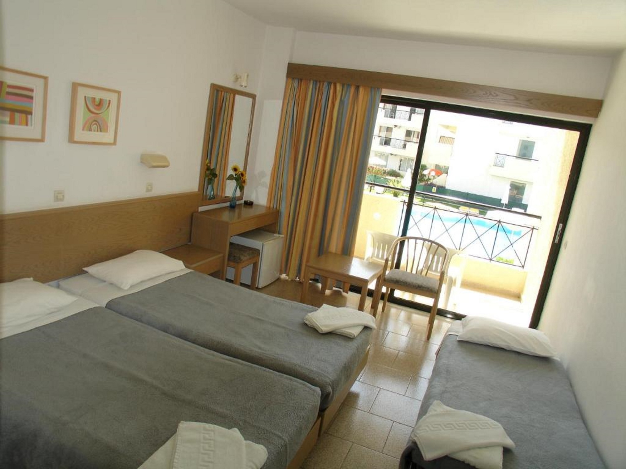 

Venezia - Kremasti - Summerland Apartments