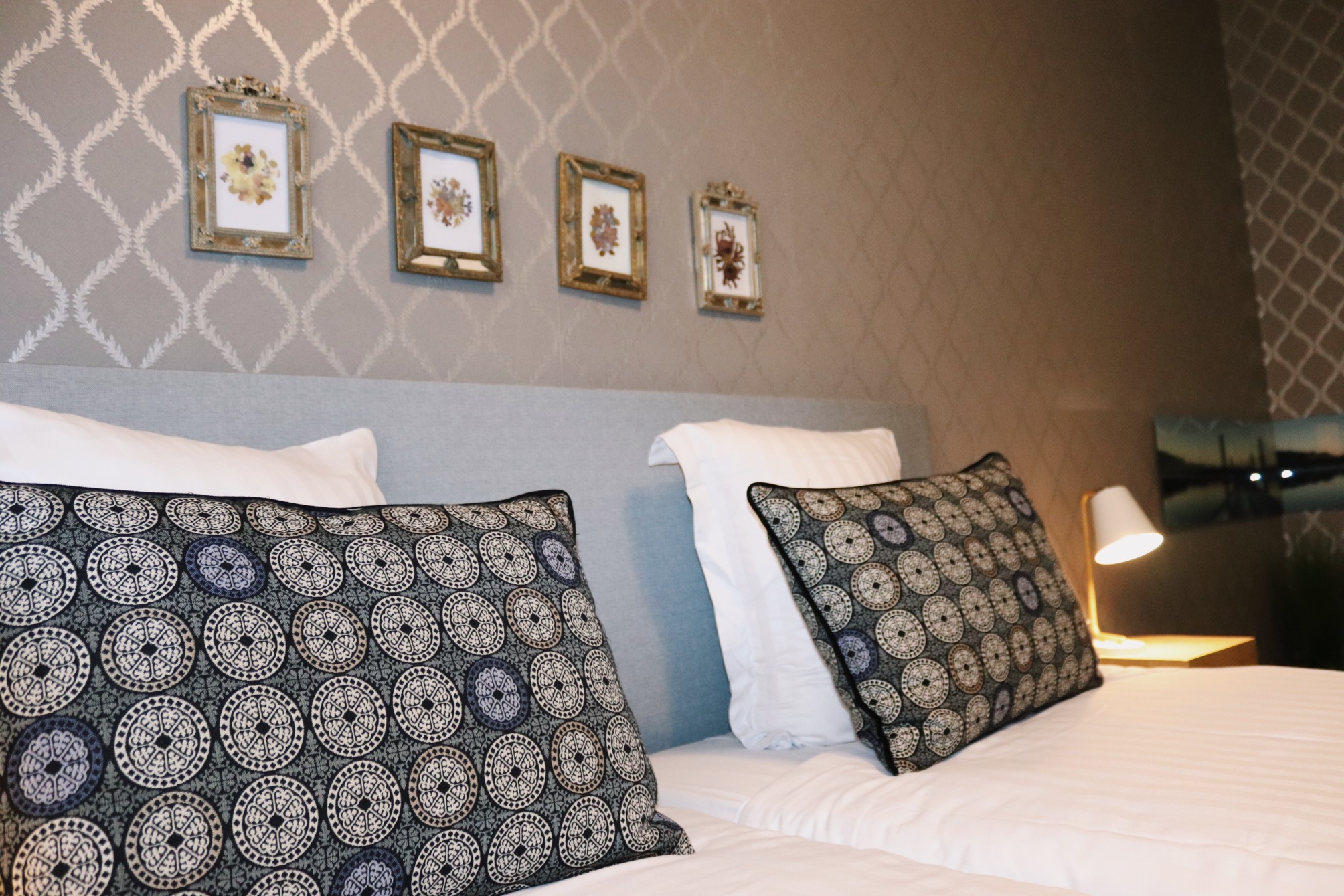 

Cagliari - Bruxelles - Hotel Floris Arlequin Grand-Place