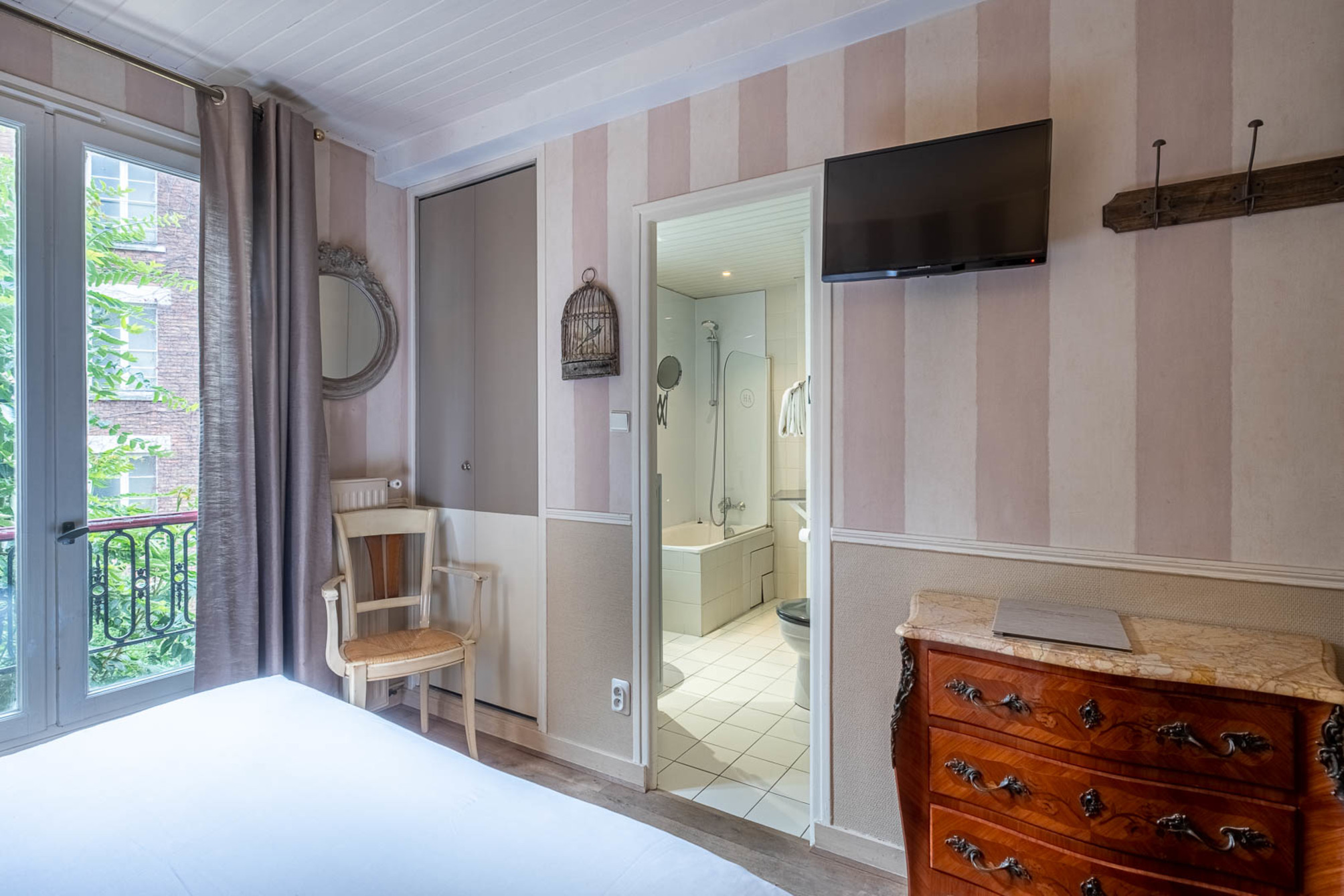 

Milano - Bagneux - Hotel de l'Avre