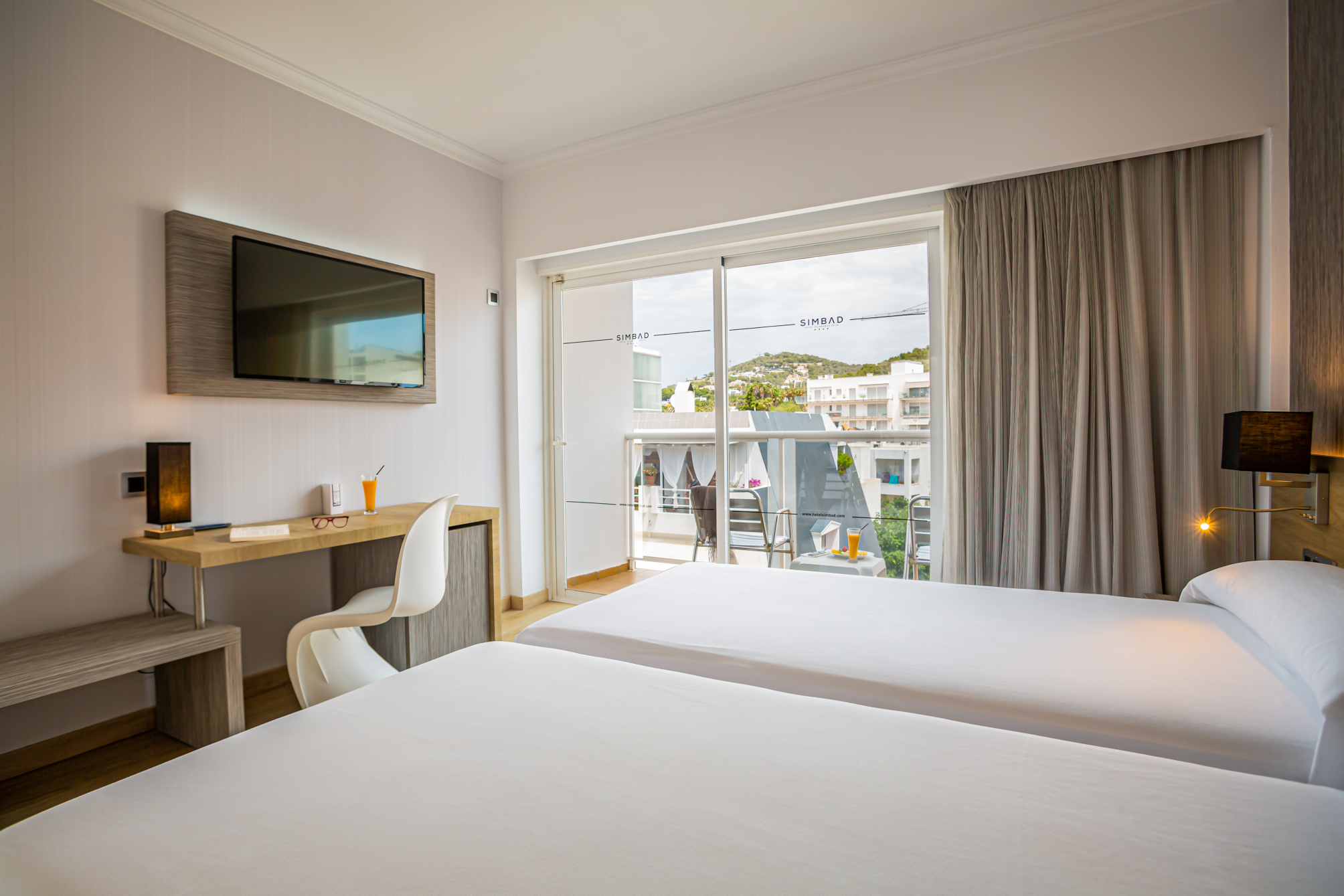 

Genova - Playa d'en Bossa, Ibiza - Hotel Simbad Ibiza