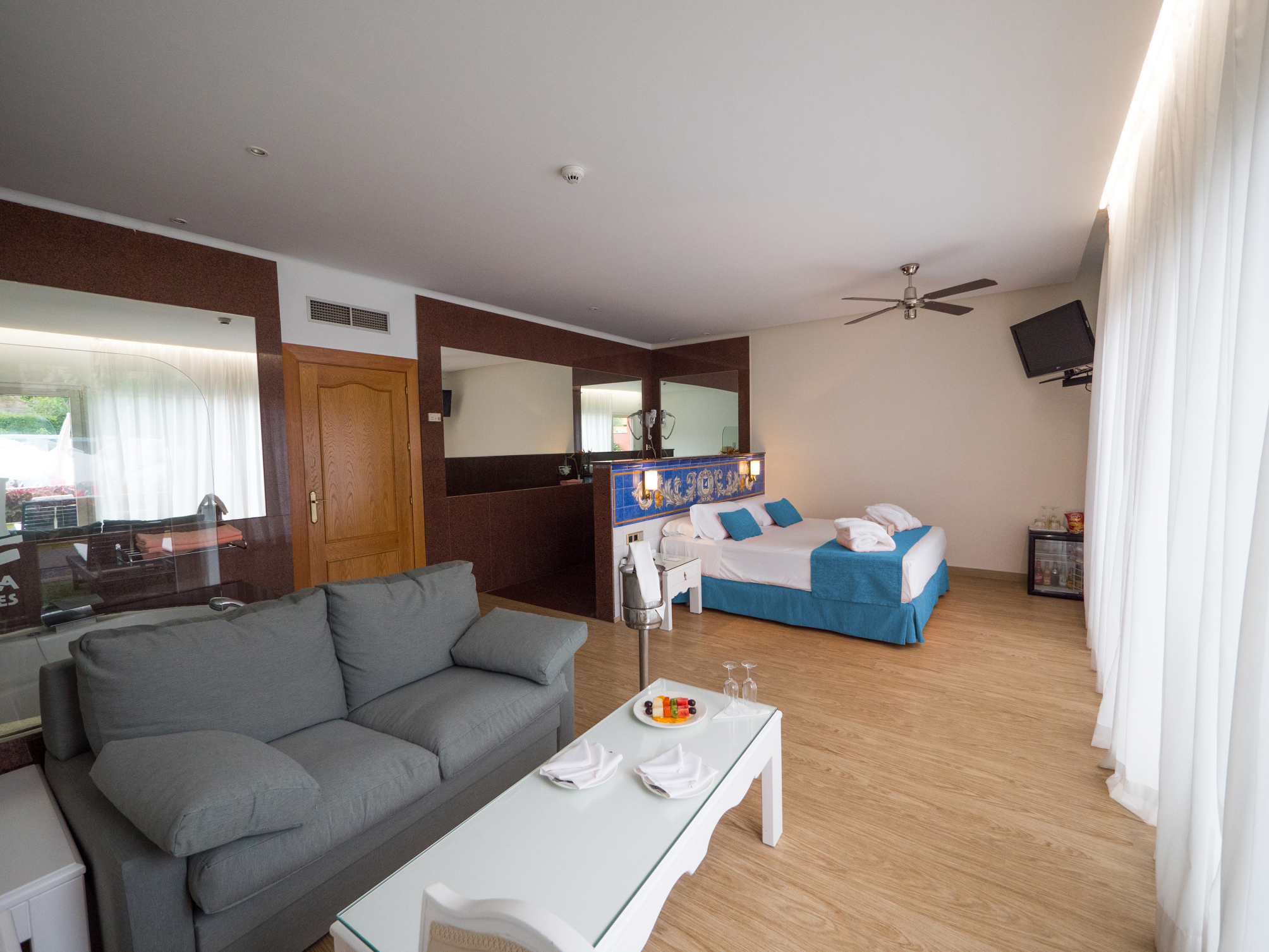 Suite, junior