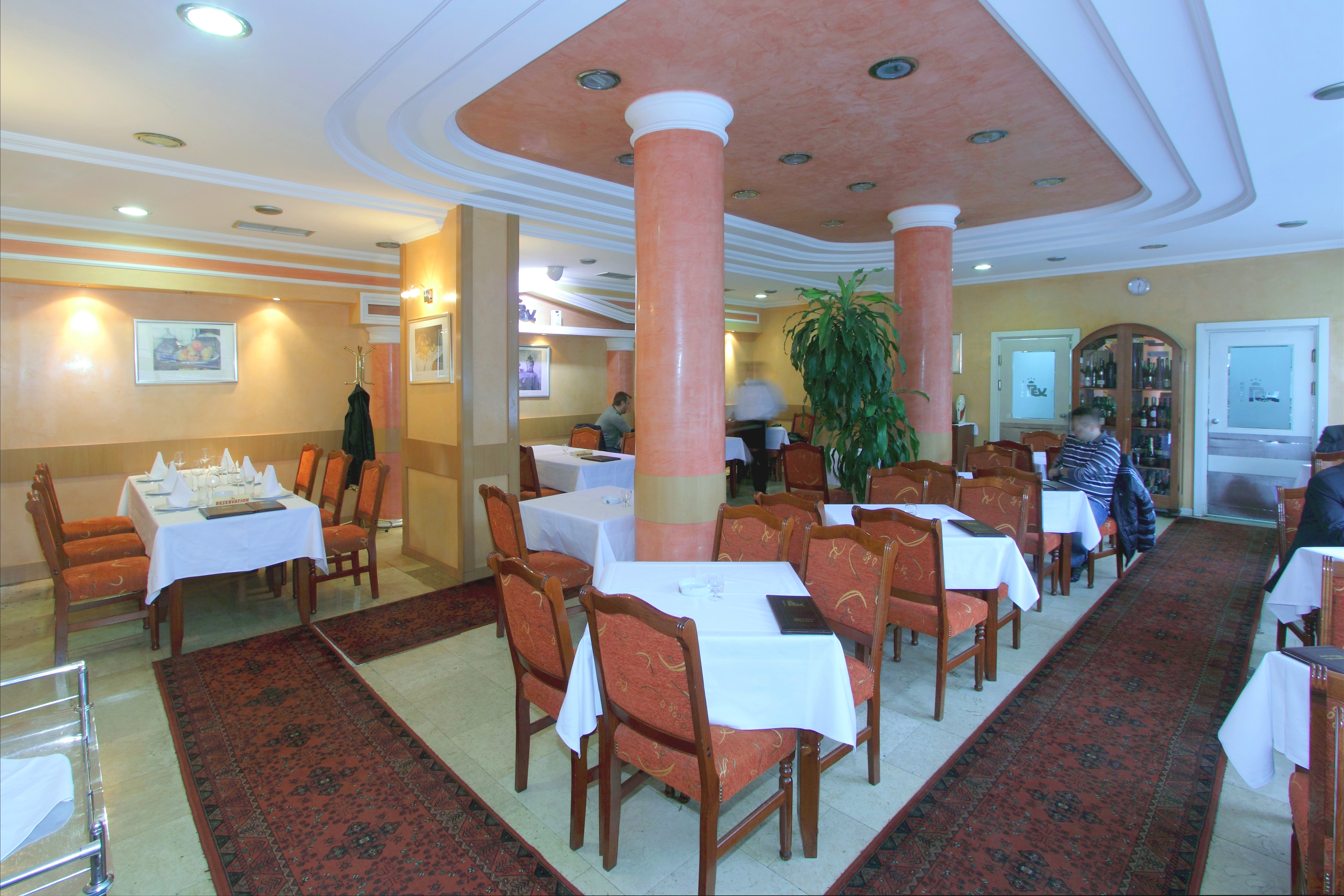 

Milano - Belgrado - Hotel Rex
