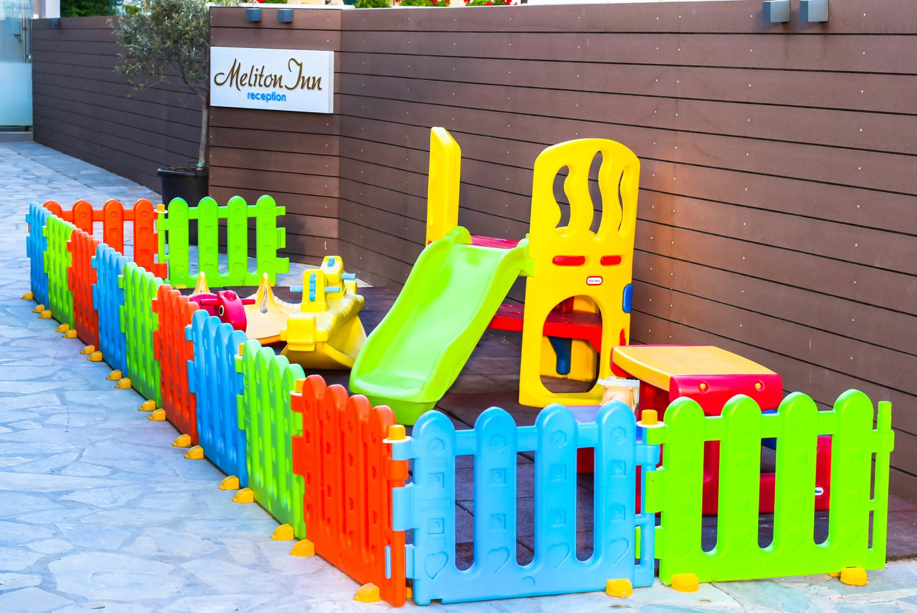 

Milano - Neos Marmaras - Meliton Inn Hotel & Suites by the beach