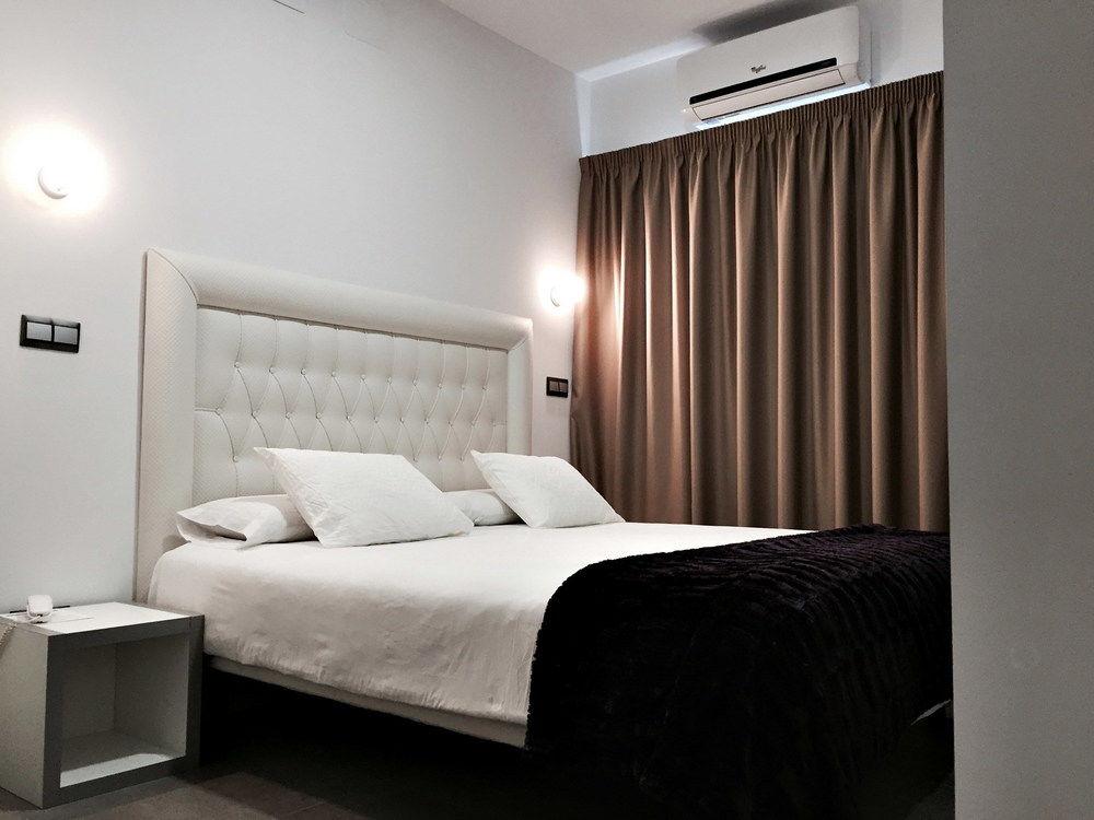 

Milano - Alhaurín de la Torre - Hotel Natursun