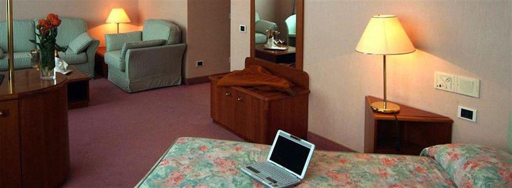 

Milano - Saint-Christophe - Hostellerie Du Cheval Blanc