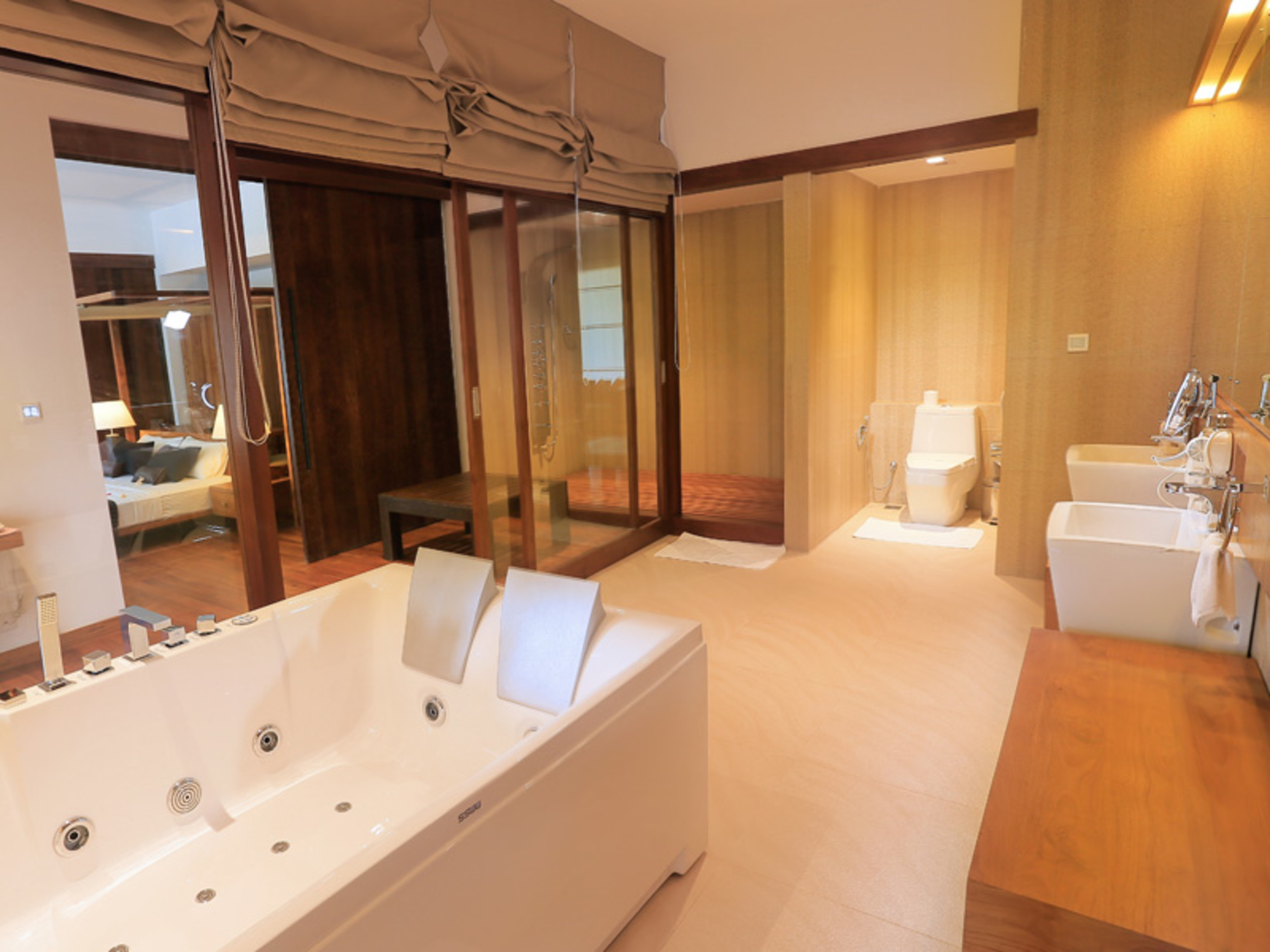 

Roma - Ahungalla - Pandanus Beach Resort and Spa