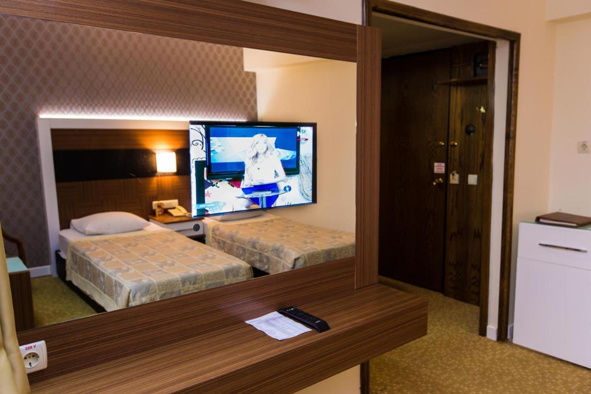

Bologna - Kusadasi - Derici Hotel