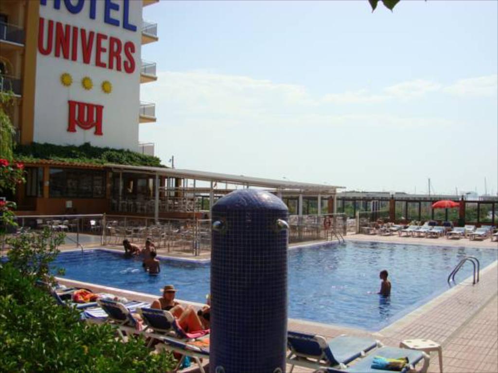 

Milano - Cadaqués - Univers