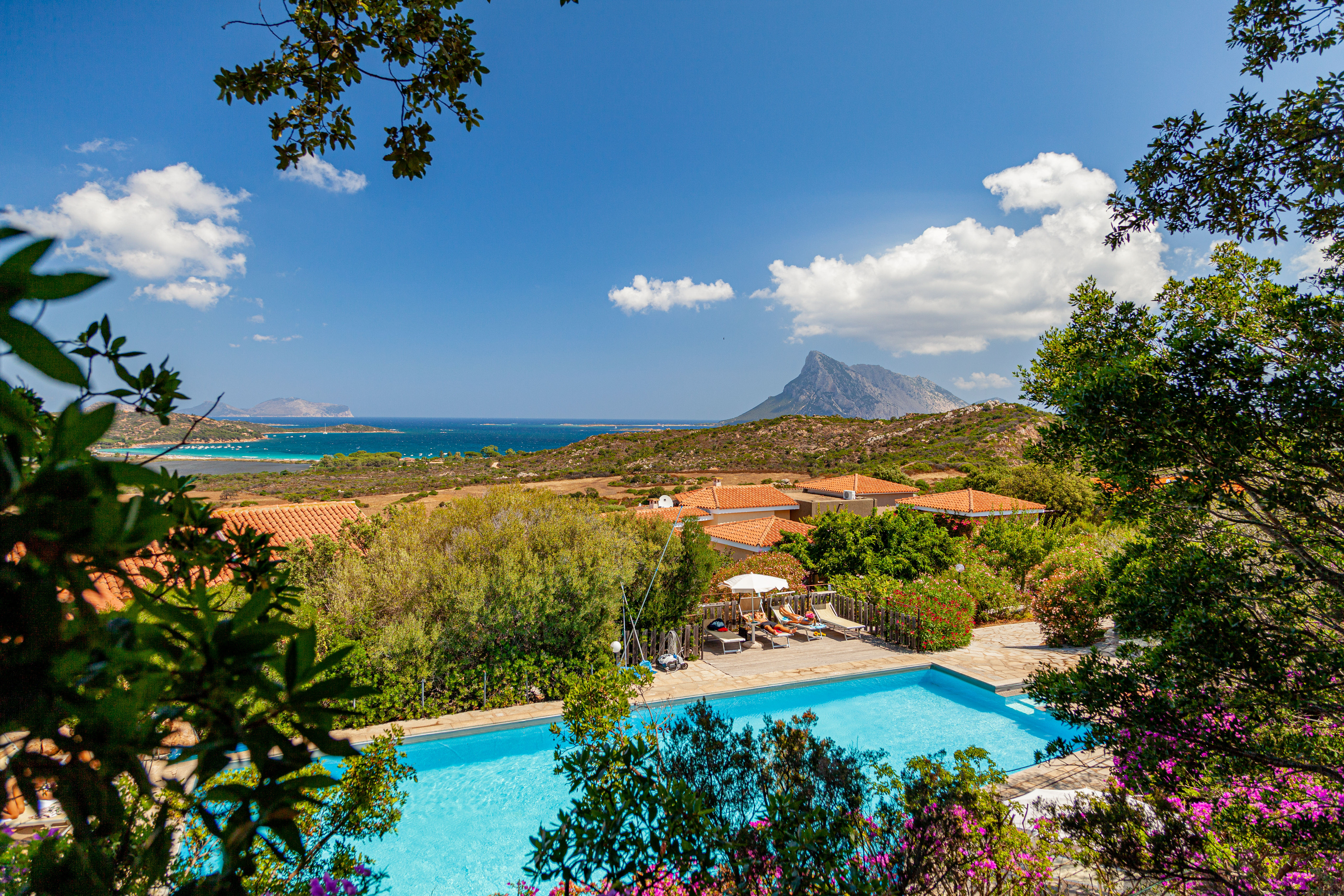 

Bari - Porto San Paolo - Lu Nibareddu Aparthotel