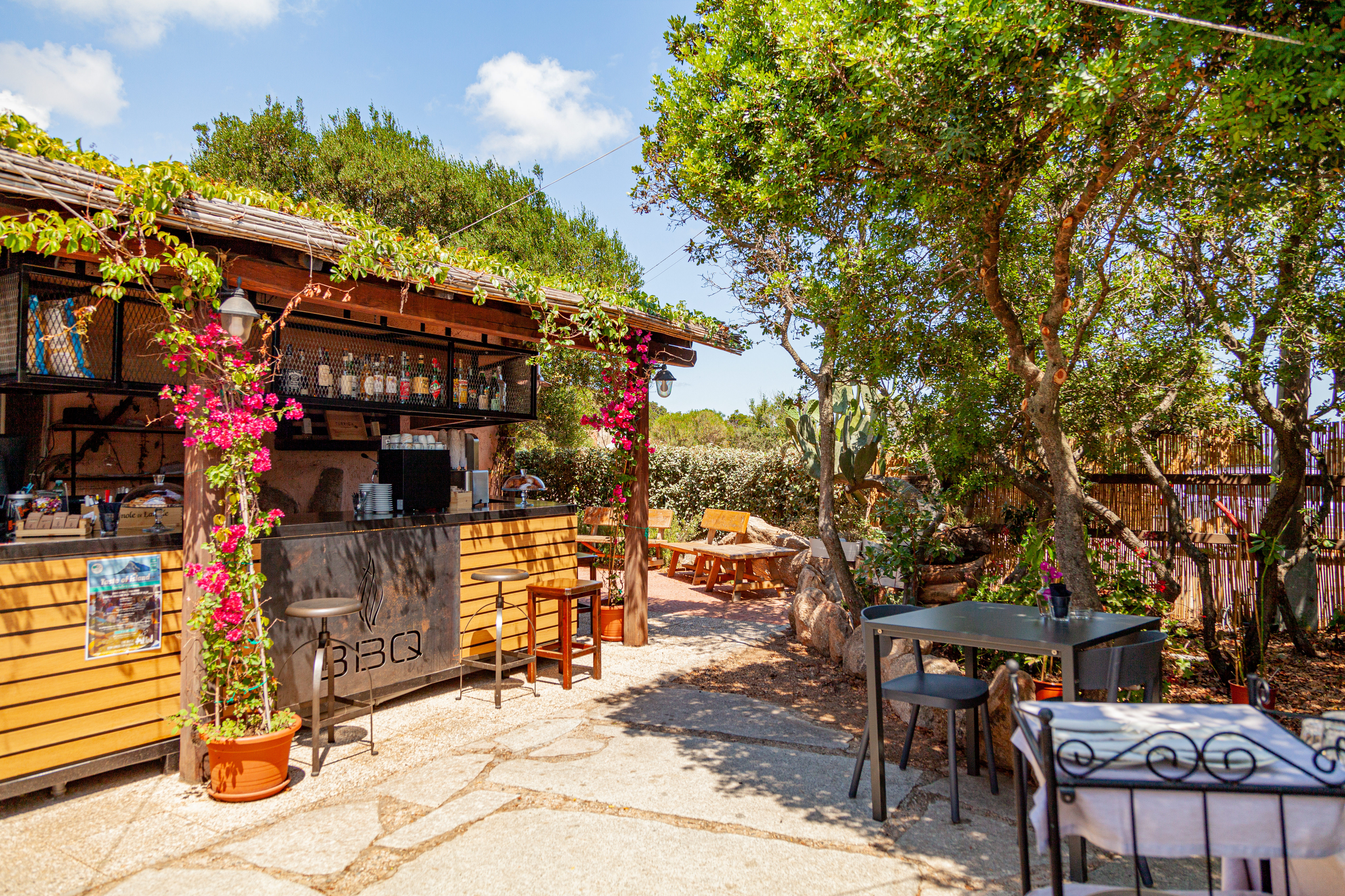 

Napoli - Porto San Paolo - Lu Nibareddu Aparthotel