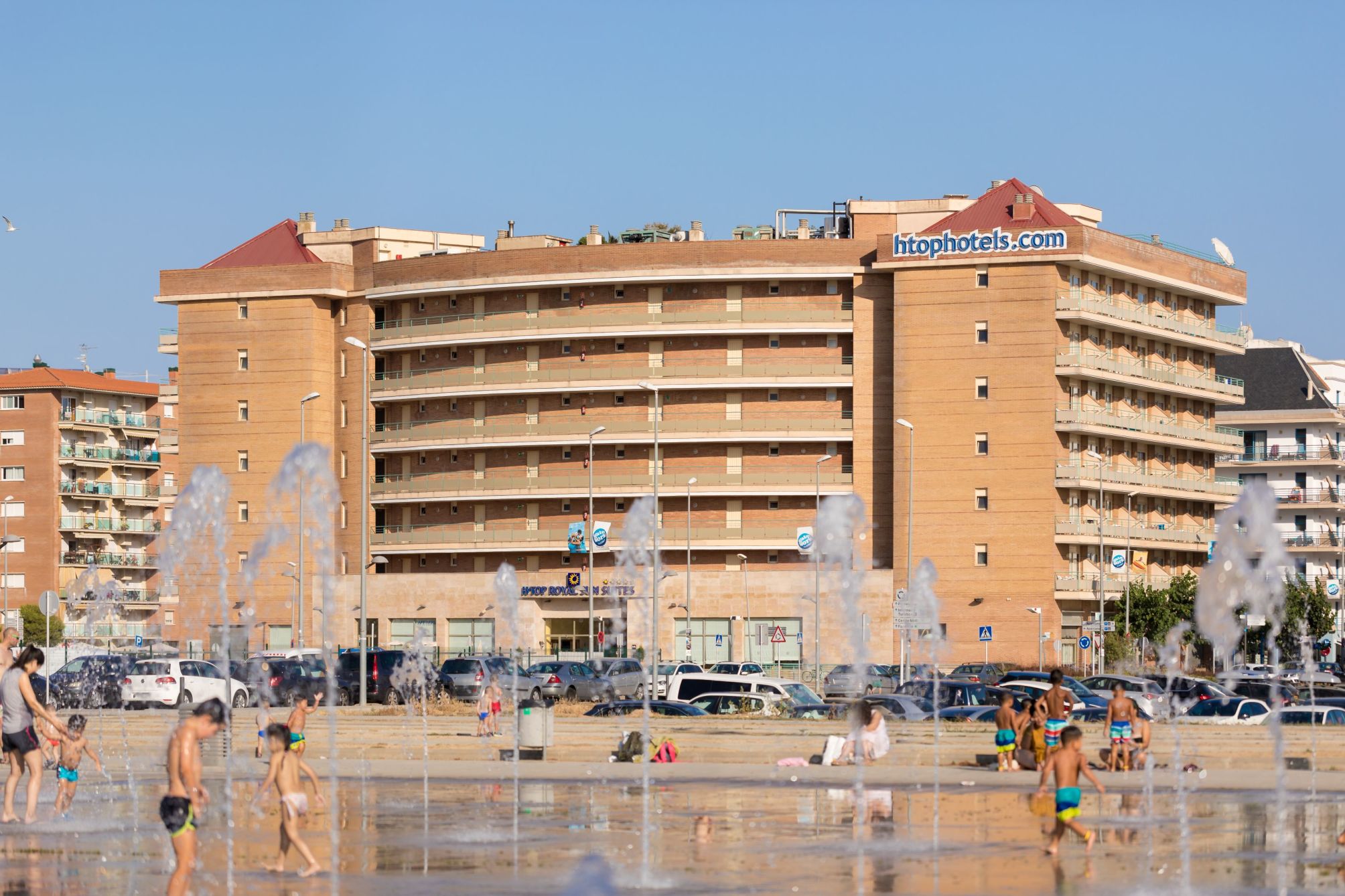 

Bologna - Malgrat de Mar - htop Royal Sun Suites #htopFun