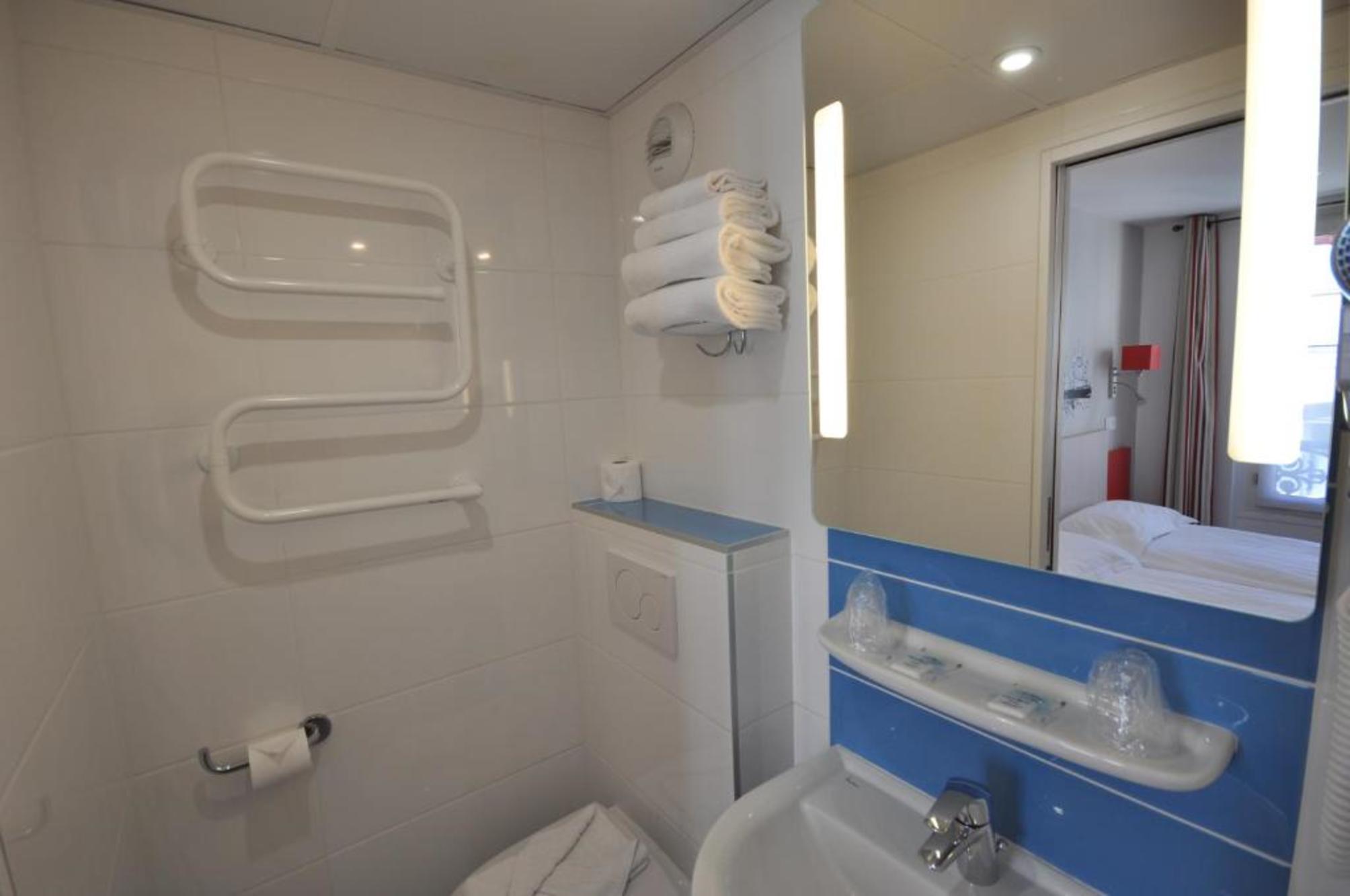 

Napoli - Saint-Ouen - Hotel Saint Georges Lafayette