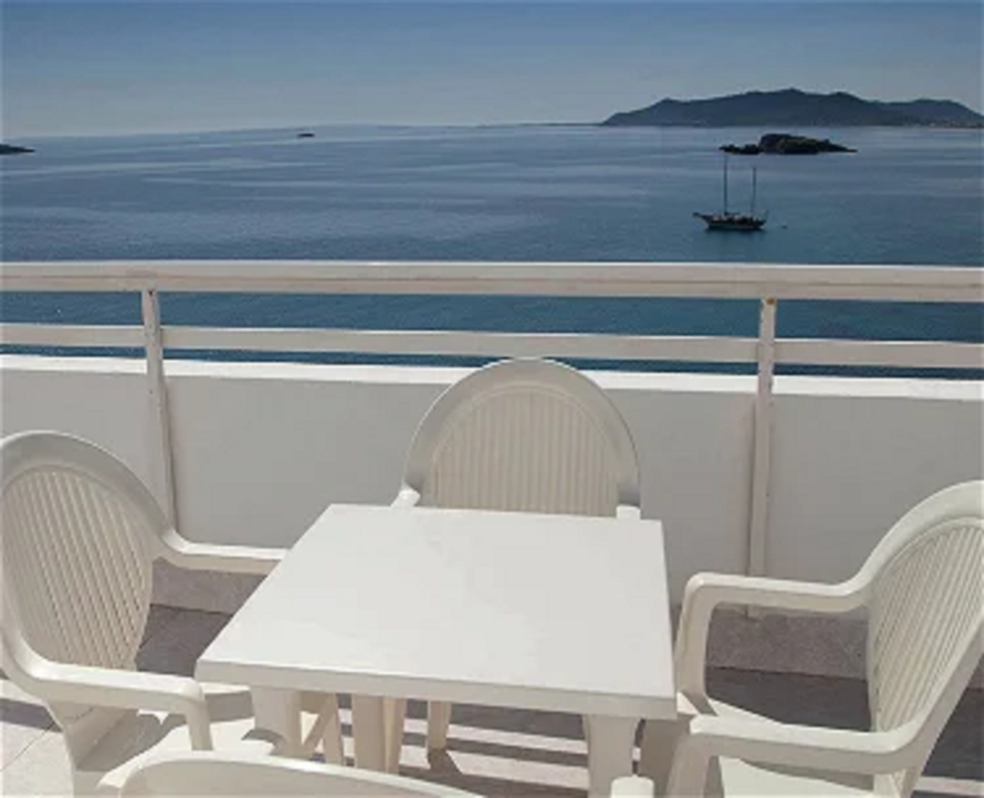 

Roma - Talamanca - Aparthotel Vibra Lux Mar