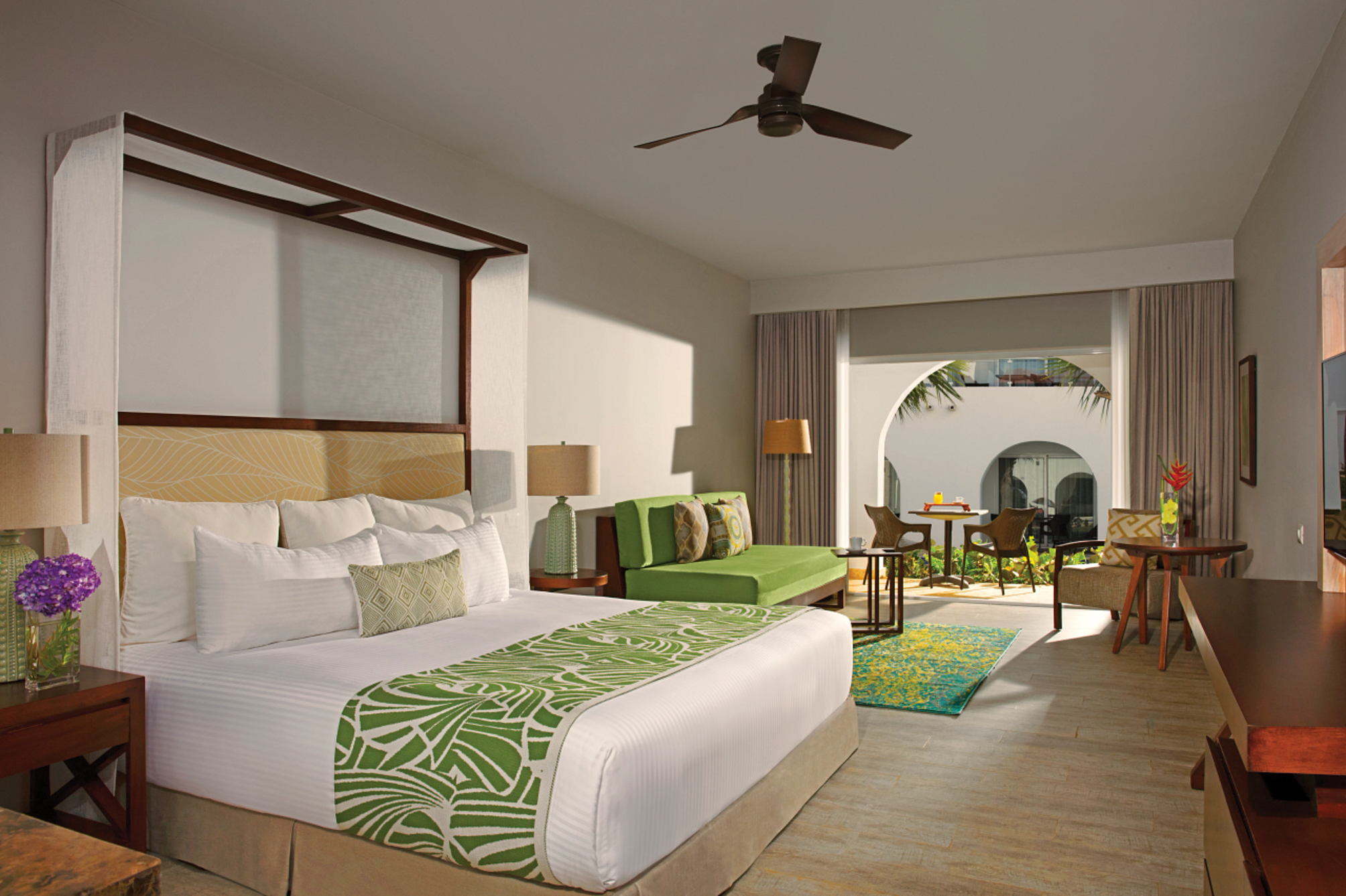 

Bari - Bayahibe - Dreams Dominicus La Romana
