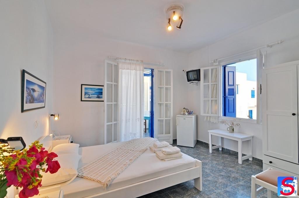 

Napoli - Agia Irini Milos - Soultana Rooms & Apartments