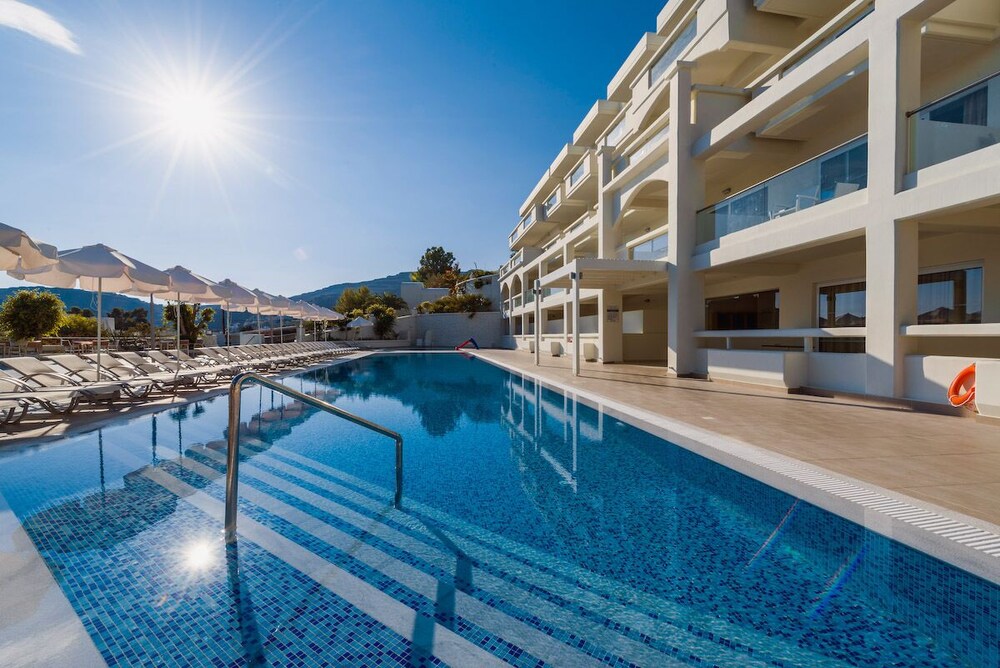 

Roma - Lardos - Lindos White Hotel & Suites