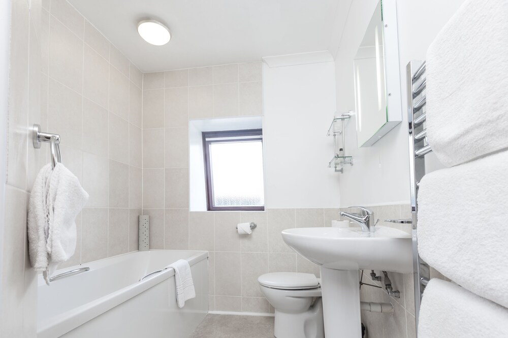 

Venezia - Inverness - Craigmonie Hotel Inverness by Compass Hospitality