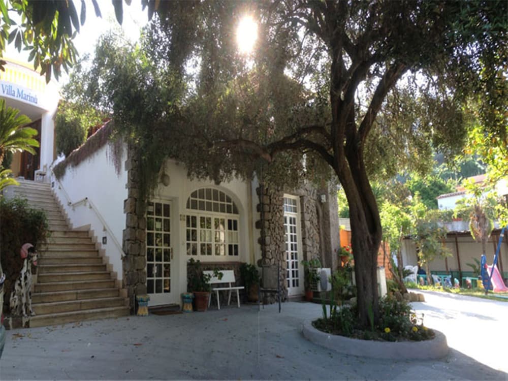 

Verona - Ischia - Aparthotel Villa Marinù