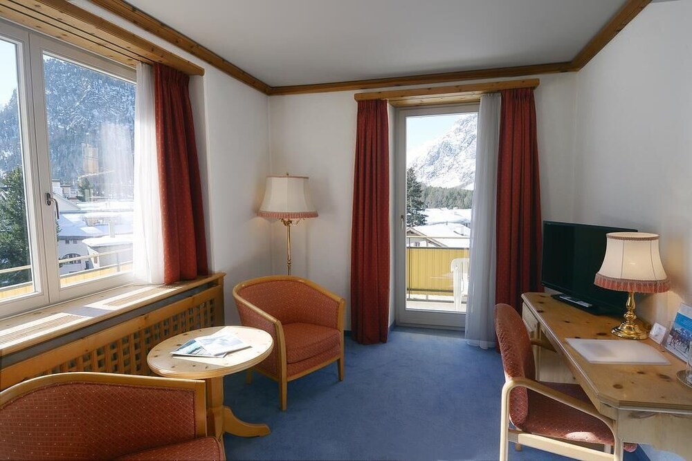

Catania - Saint Moritz - Hotel Schweizerhof Pontresina