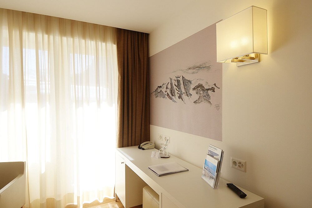 

Napoli - Engadina, Montagna Svizzera - Hotel Schweizerhof Pontresina