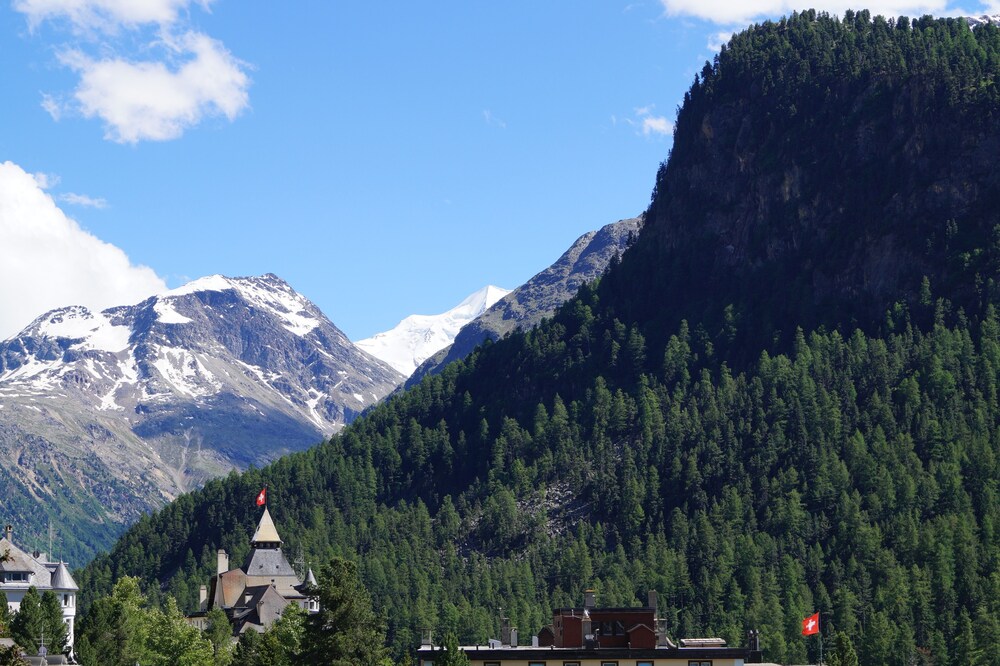 

Napoli - Saint Moritz - Hotel Schweizerhof Pontresina