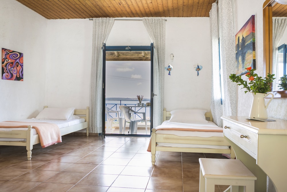 

Venezia - Lixouri - Metaxatos Apartments