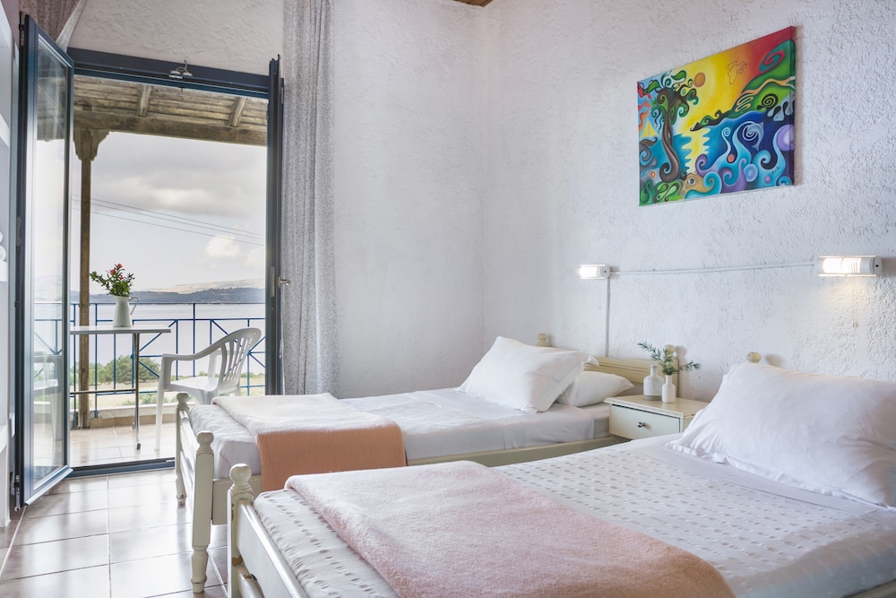 

Roma - Argostoli - Metaxatos Apartments
