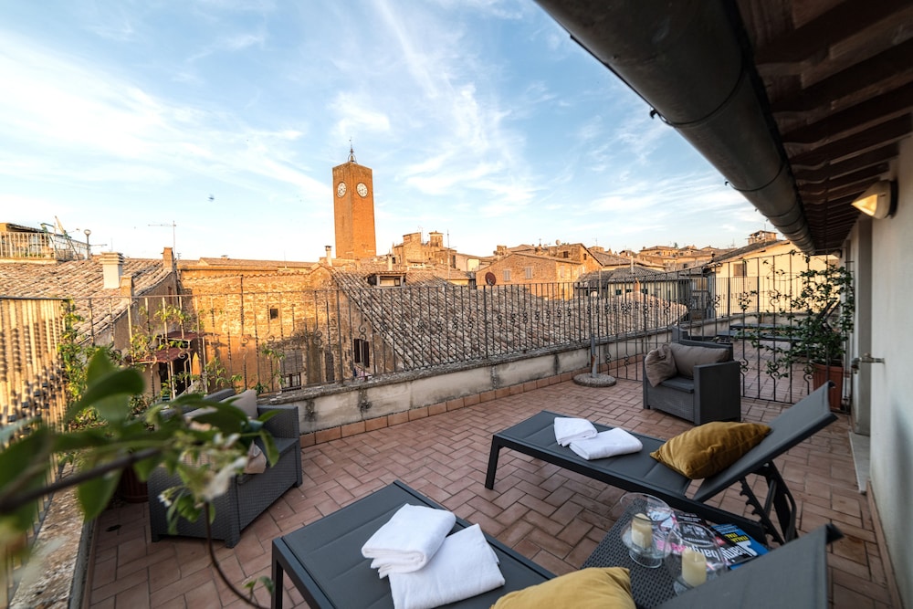 

Catania - Orvieto - Grand Hotel Italia