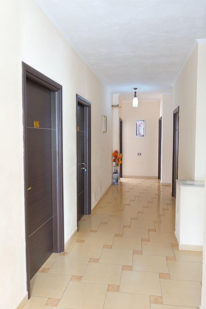 

Reggio Calabria - Riviera Albanese - Hotel Rixhi