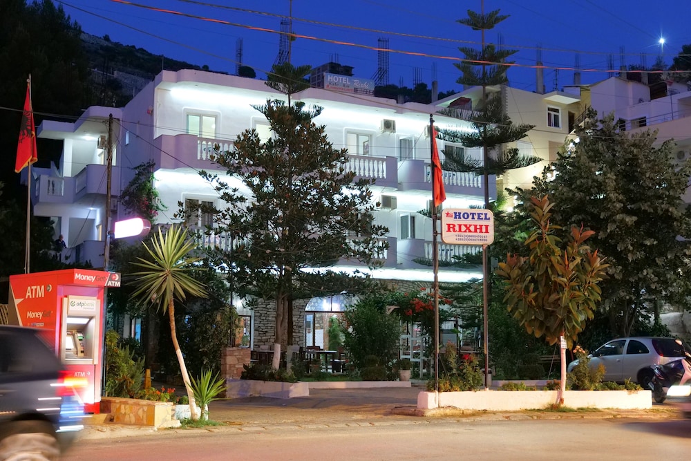 

Torino - Sarandë - Hotel Rixhi